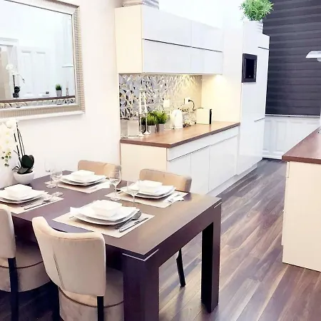 Grand Eliza 3bedroom Luxury Apt At Blaha
