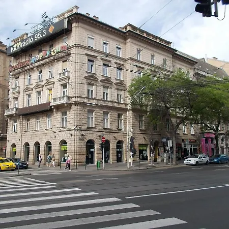 Apartament Grand Eliza 3bedroom Luxury Apt At Blaha *
