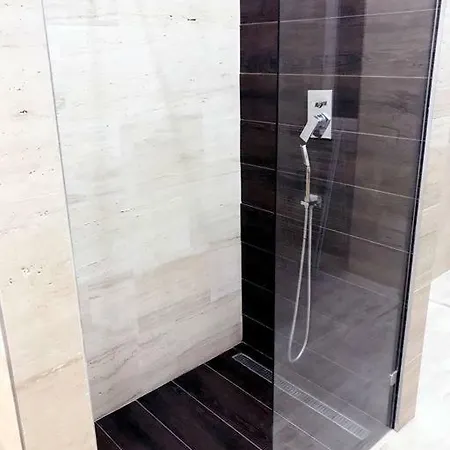 Apartman Grand Eliza 3bedroom Luxury Apt At Blaha Budapest